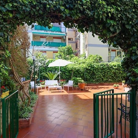 Apartamento Garden House Giulia Península Sorrentina Exterior foto
