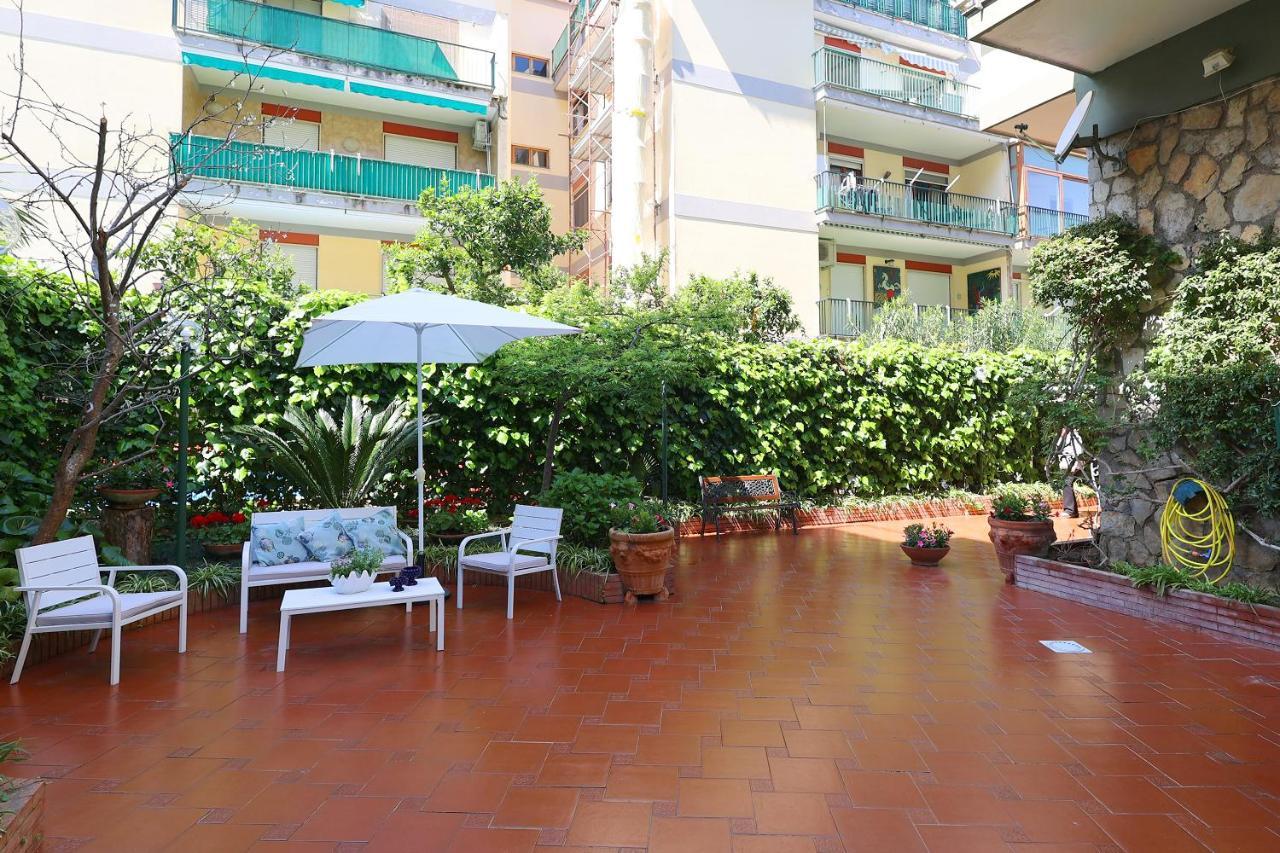 Apartamento Garden House Giulia Península Sorrentina Exterior foto