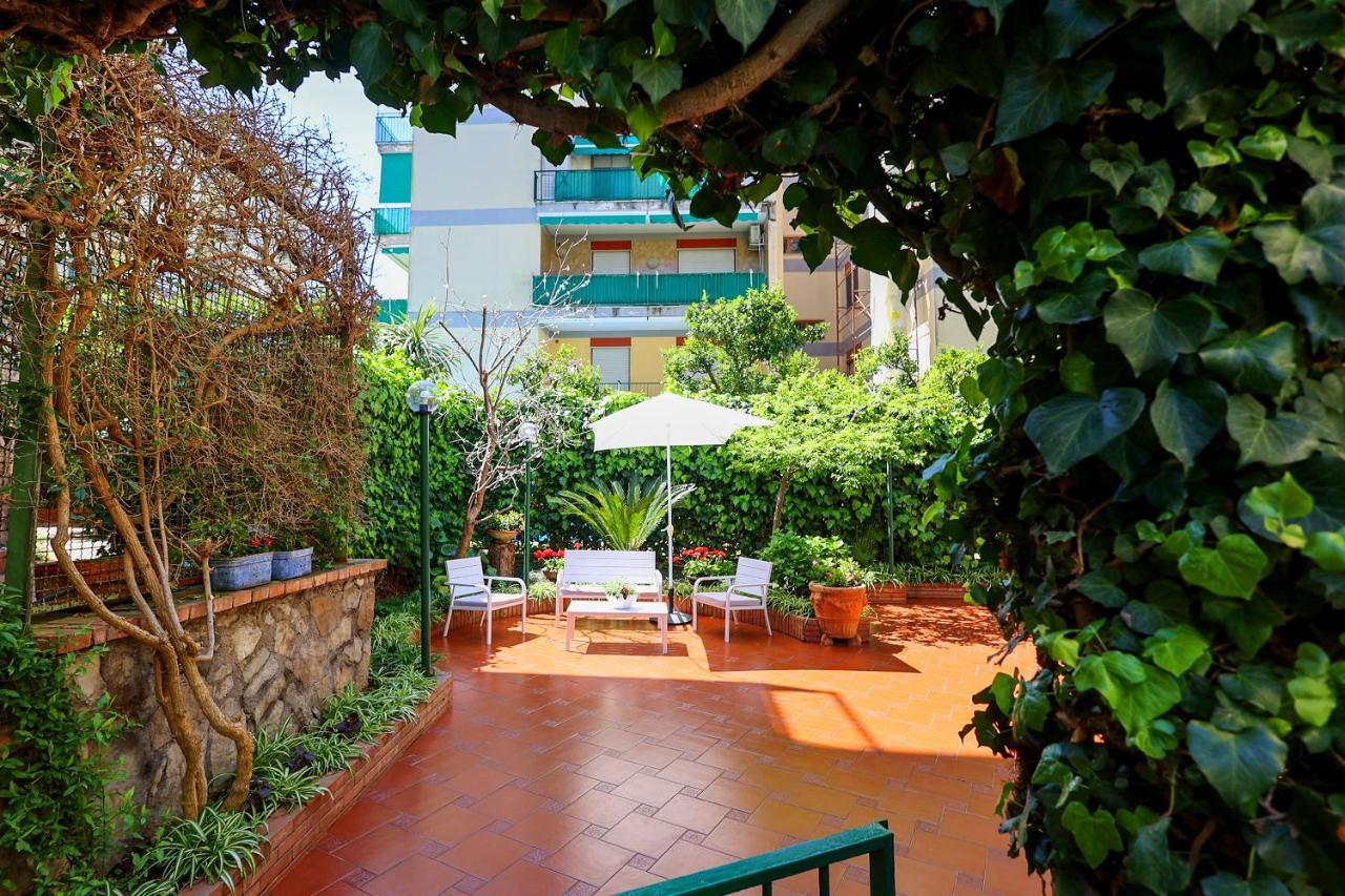 Apartamento Garden House Giulia Península Sorrentina Exterior foto