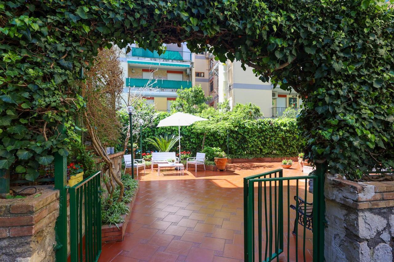 Apartamento Garden House Giulia Península Sorrentina Exterior foto